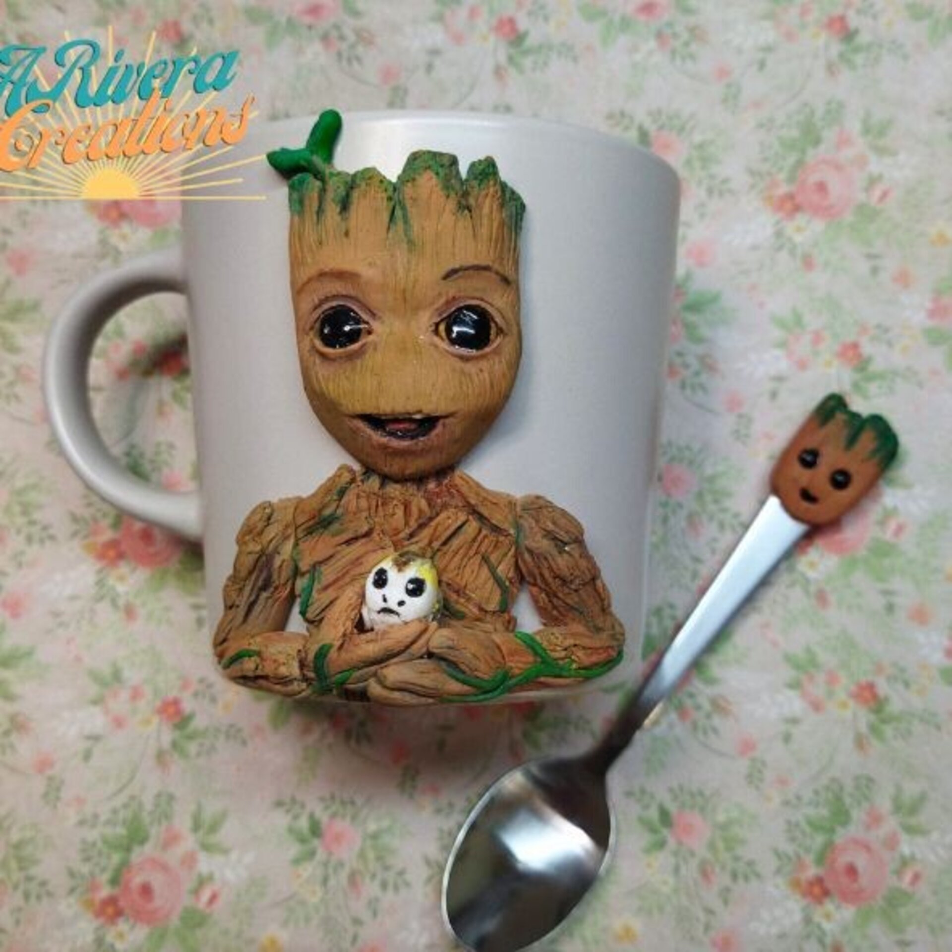 TAZA DECORADA CON BABY GROOT, con cucharita a juego - 3