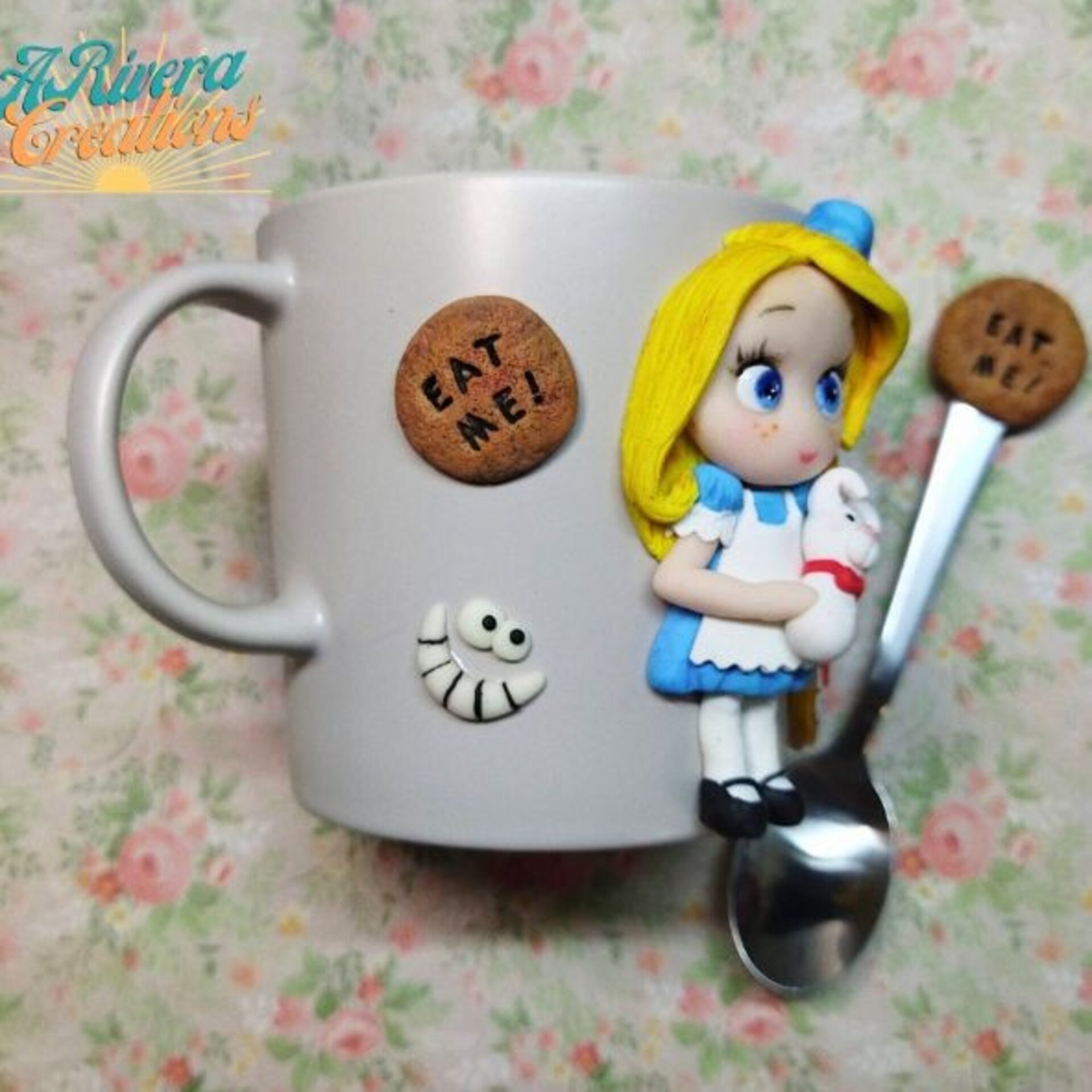 TAZA ALICIA EN EL PAÍS DE LAS MARAVILLAS, TAZA DECORADA CON ALICIA, CUCHARIILA - 6